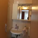 & Karmen Guest house