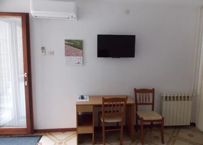 & Karmen Affittacamere Portorose