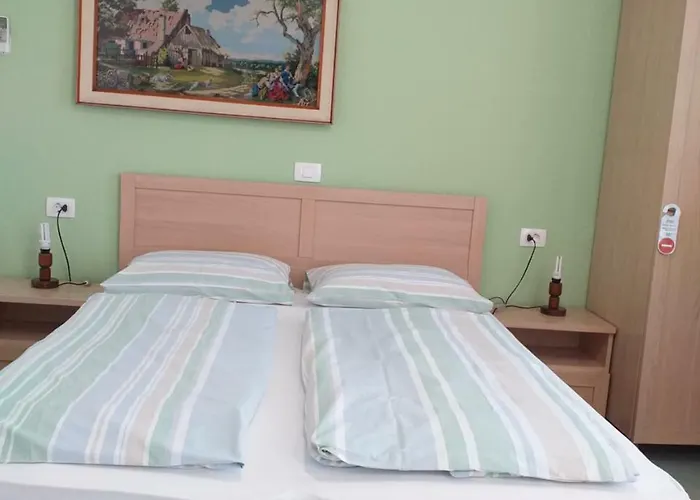 & Karmen Affittacamere 3*